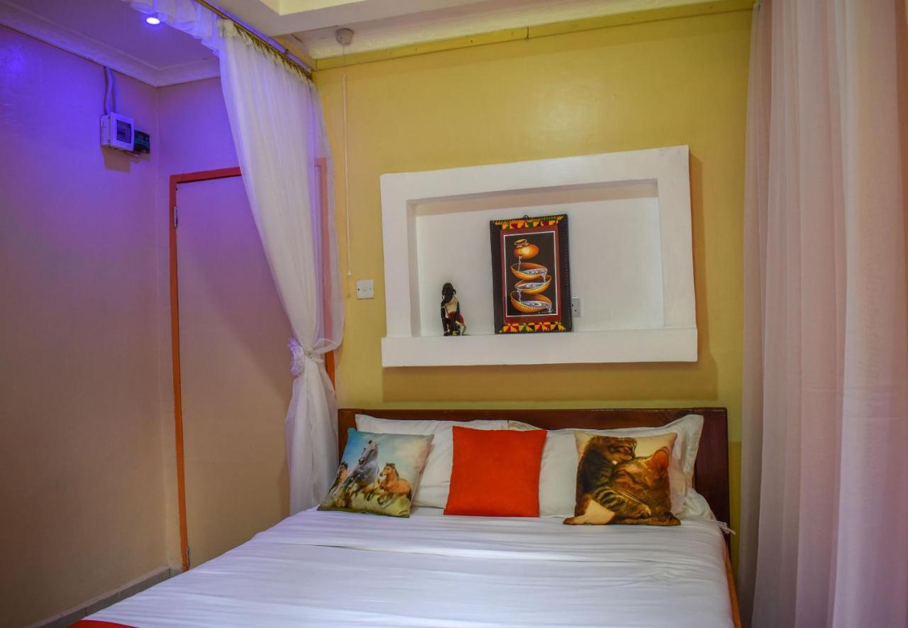 Africana Yard Китале Экстерьер фото